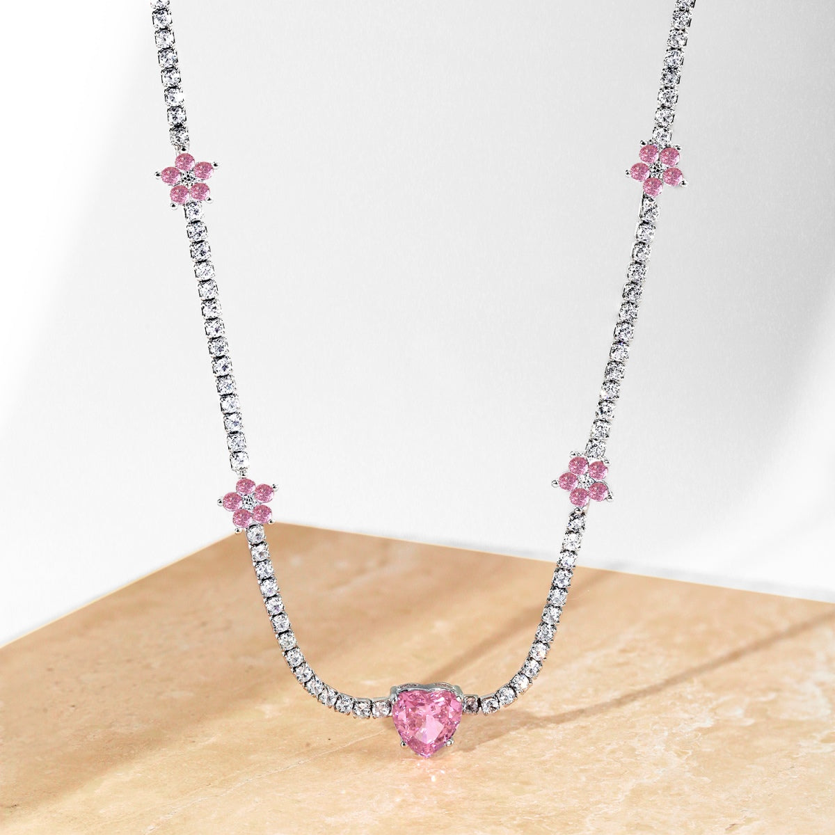 [Bloom]Dazzling Pink Heart Flower Necklace