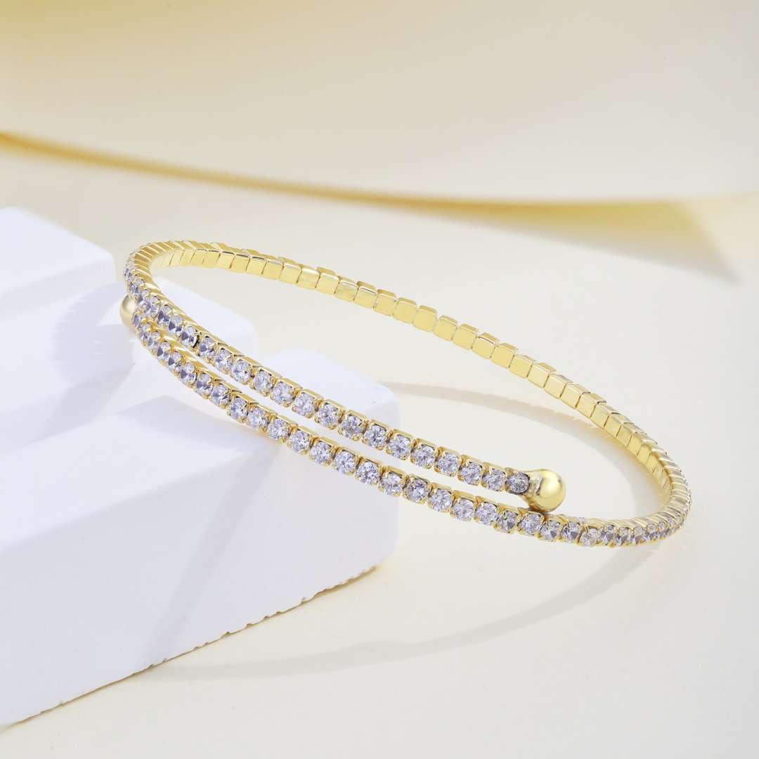 [Bloom]Row of Diamonds Round Fashion Bracelet