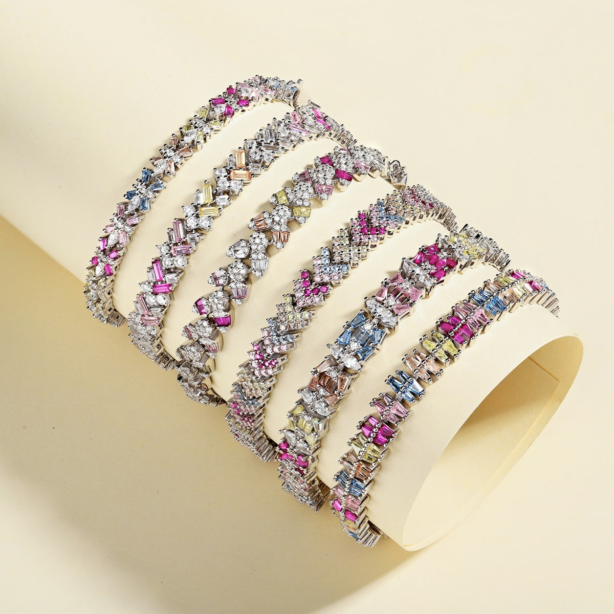 [Bloom]Ornate Sparkling Round Cut Party Bracelet