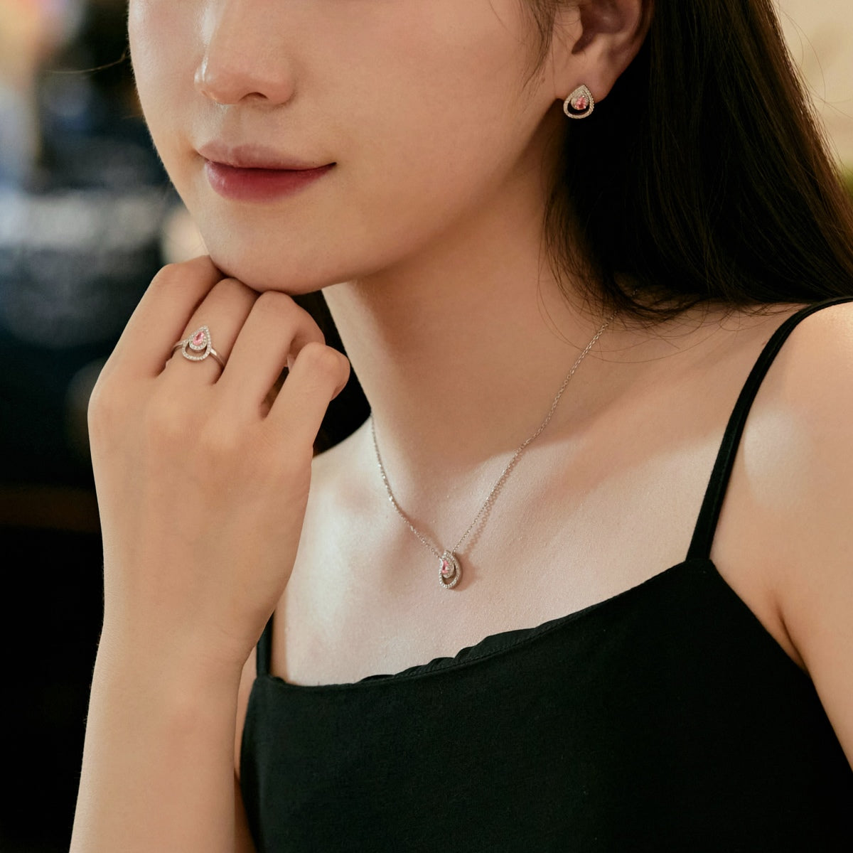 [Bloom]Sparkling Pear Cut Necklace