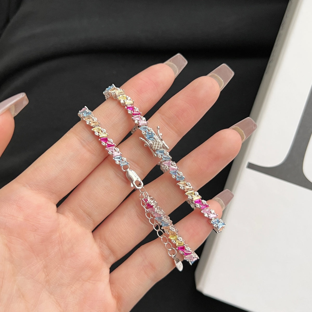 [Bloom]Ornate Sparkling Multi Cut Party Bracelet