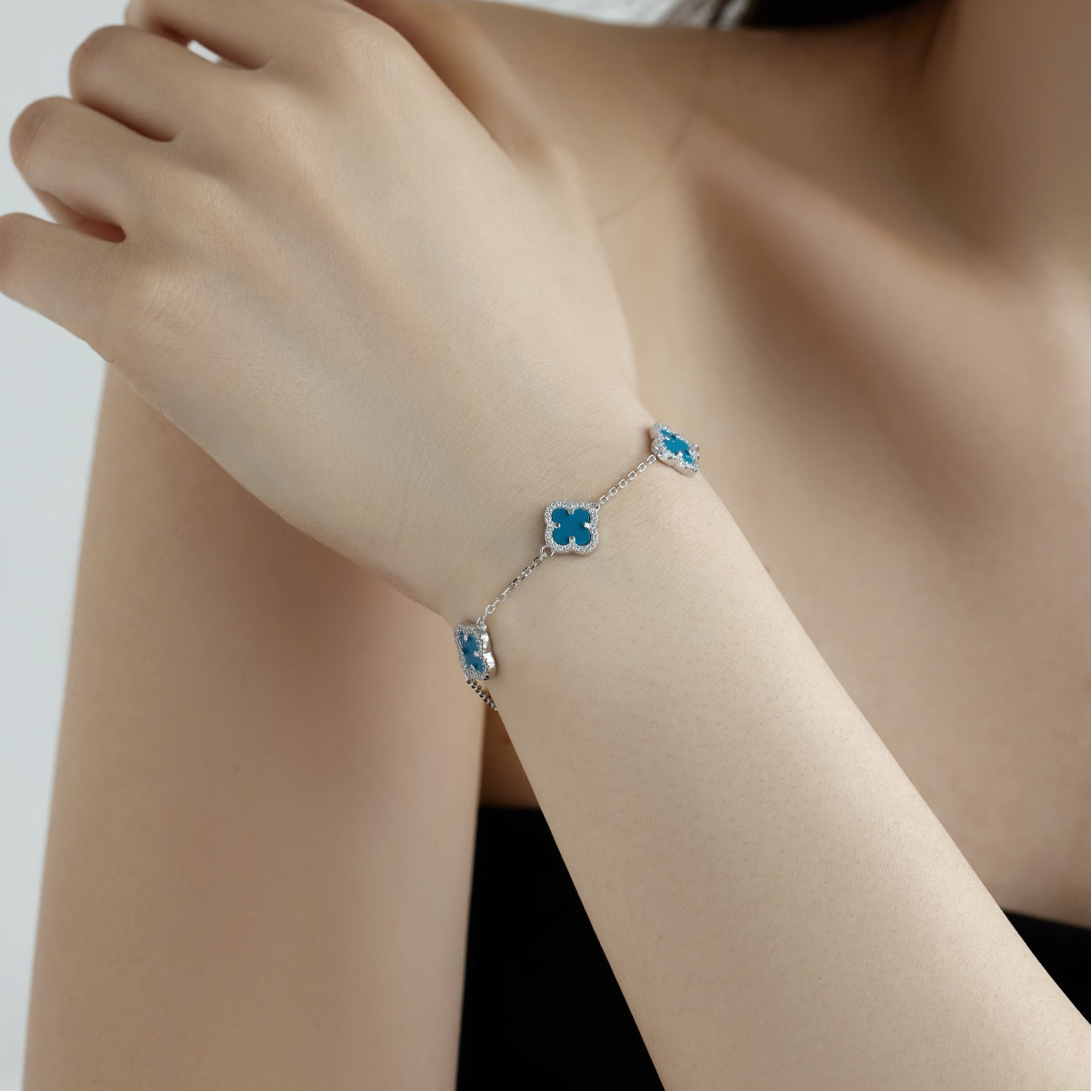 [Bloom]Four-Leaf Clover Exquisite Bracelet