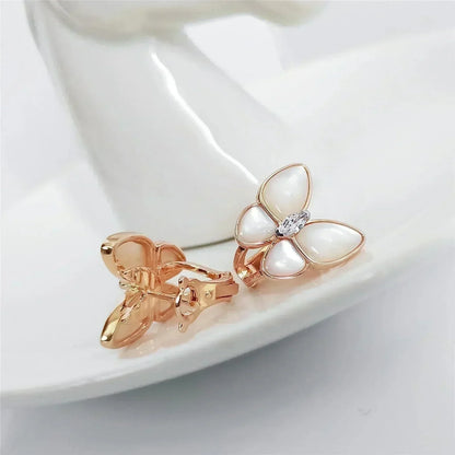 [Bloom]BUTTERFLY MOP DIAMOND EARRINGS