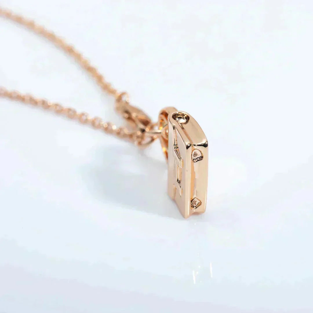 [Bloom]AMULETTE PEDANT ROSE GOLD NECKLACE