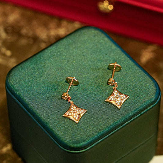 [Bloom]STAR DIAMONDS EARRINGS GOLD