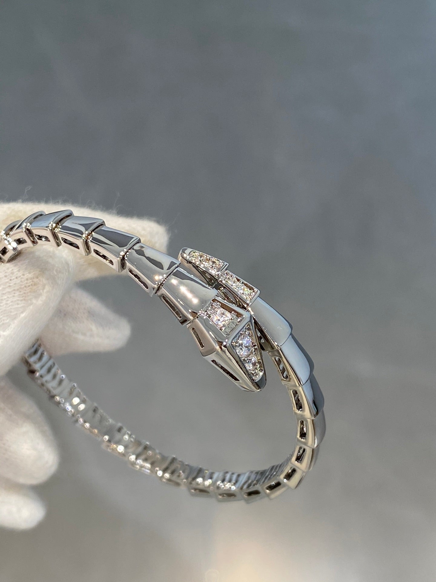 [Bloom]SERPENTI BRACELET DIAMONDS SILVER