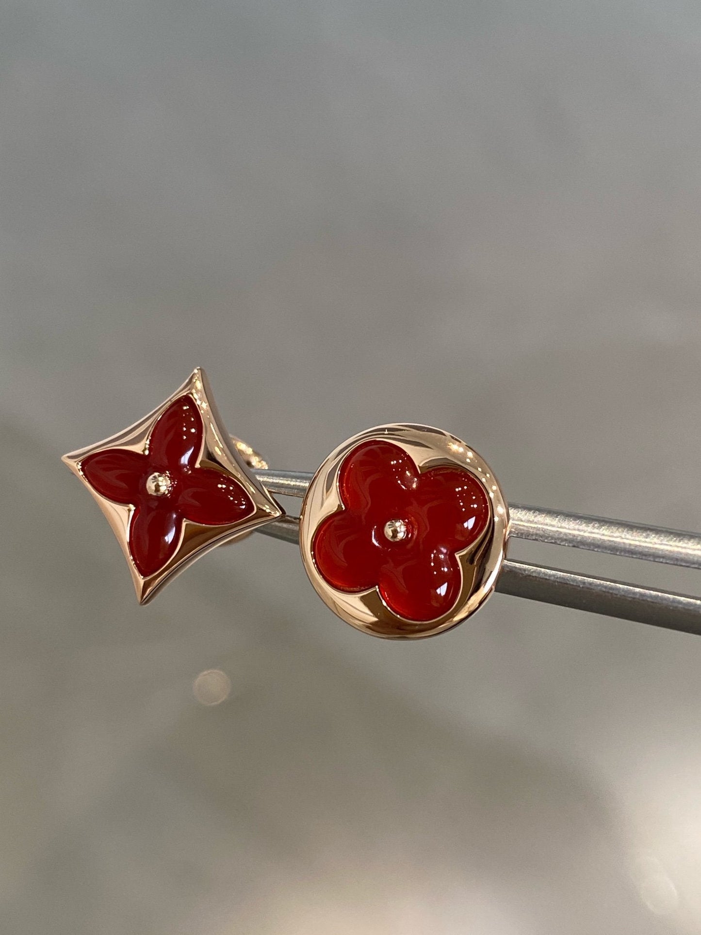 [Bloom]STAR AND SUN PINK GOLD CARNELIAN STUD EARRINGS