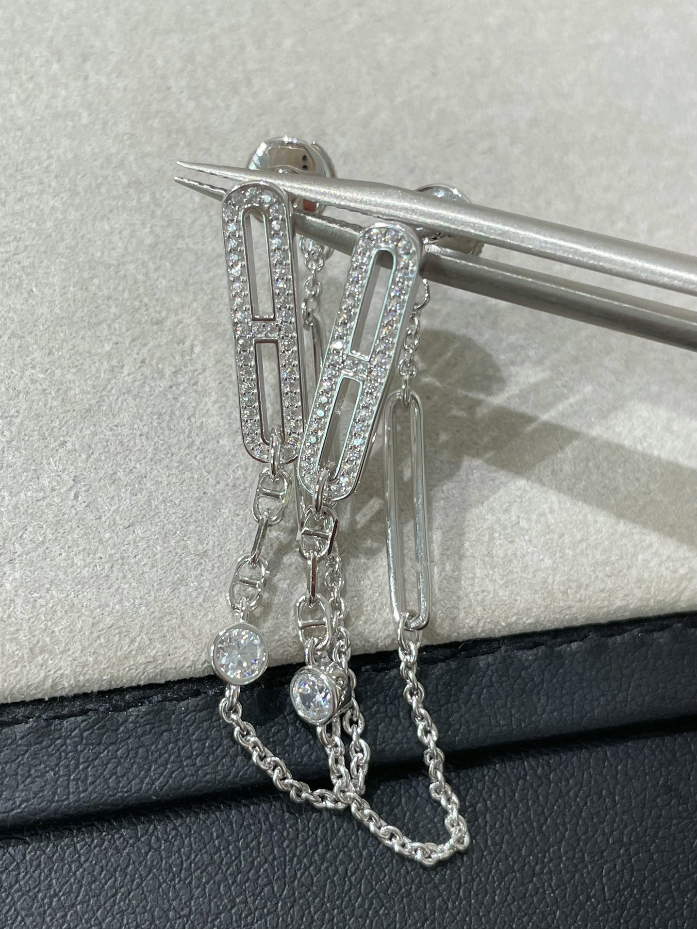 [Bloom]CHAINE CHAOS DIAMOND DROP EARRINGS