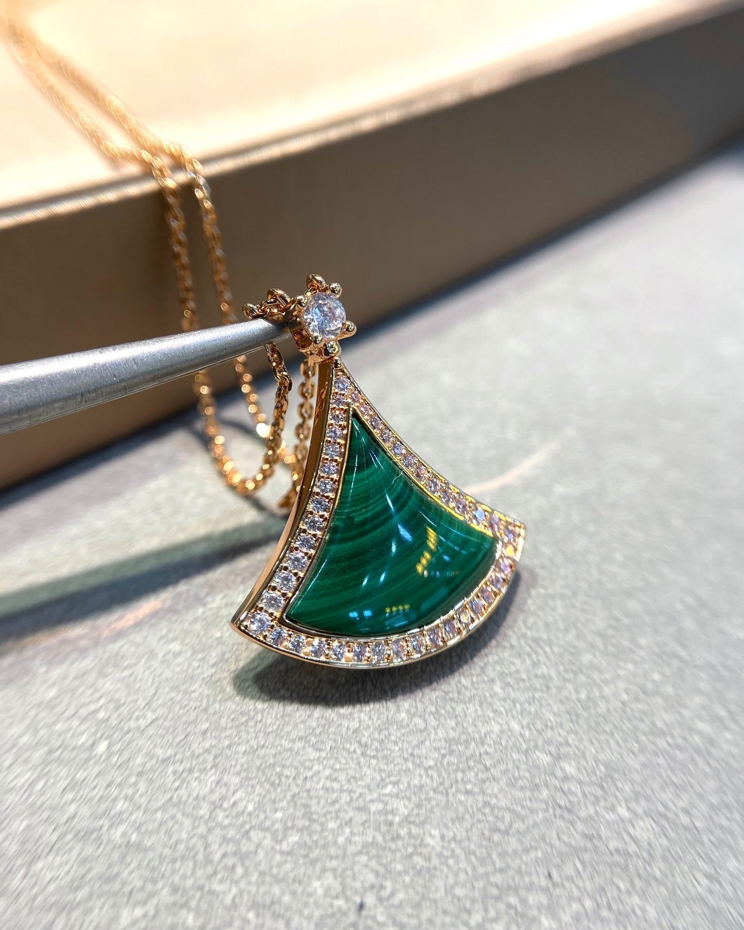 [Bloom]DREAM MALACHITE DIAMOND PAVED PINK GOLD NECKLACE