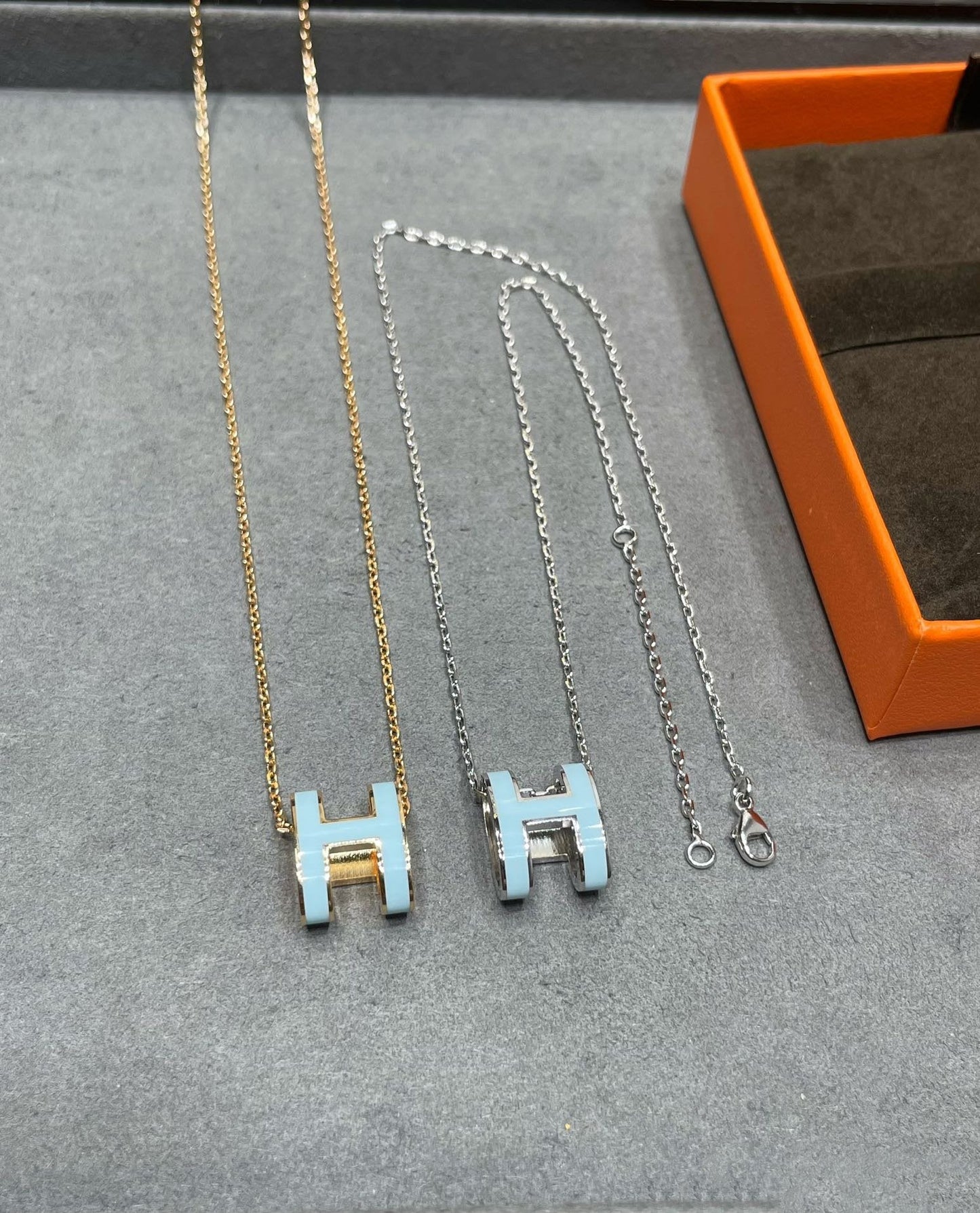 [Bloom]POP H SKY BLUE NECKLACE