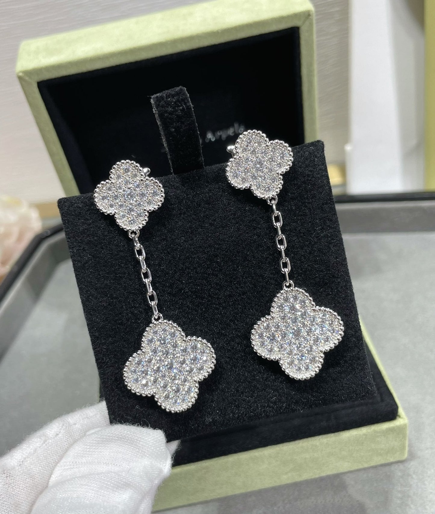 [Bloom]CLOVER 2 MOTIFS DIAMOND PAVED SILVER EARRINGS