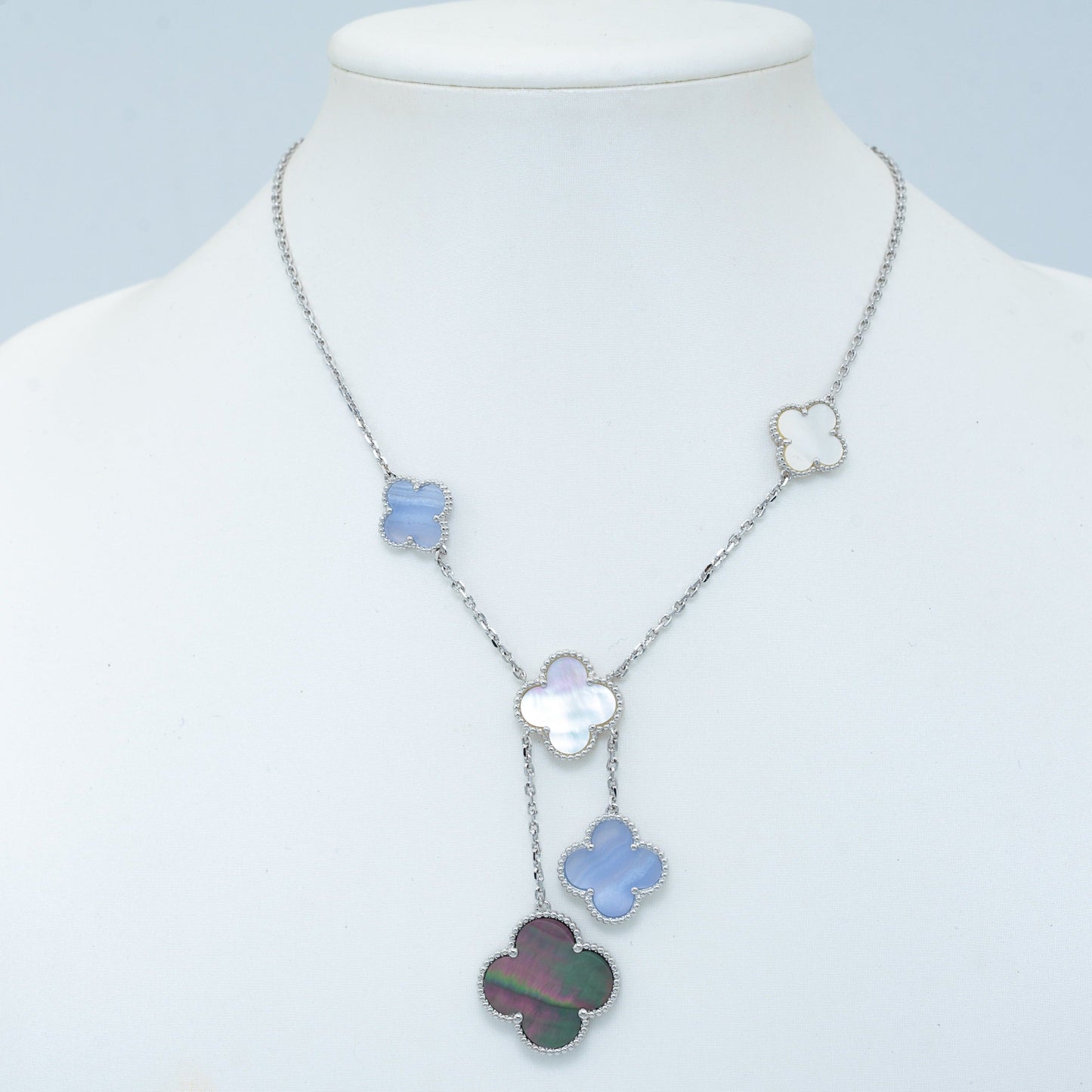 [Bloom]CLOVER MOP CHALCEDONY NECKLACE SILVER 6 MOTIF