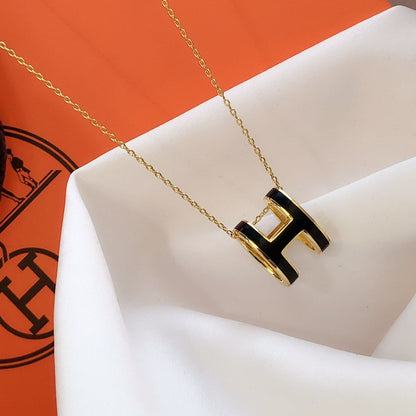 [Bloom]HM CLIC BLACK ENAMEL GOLD NECKLACE