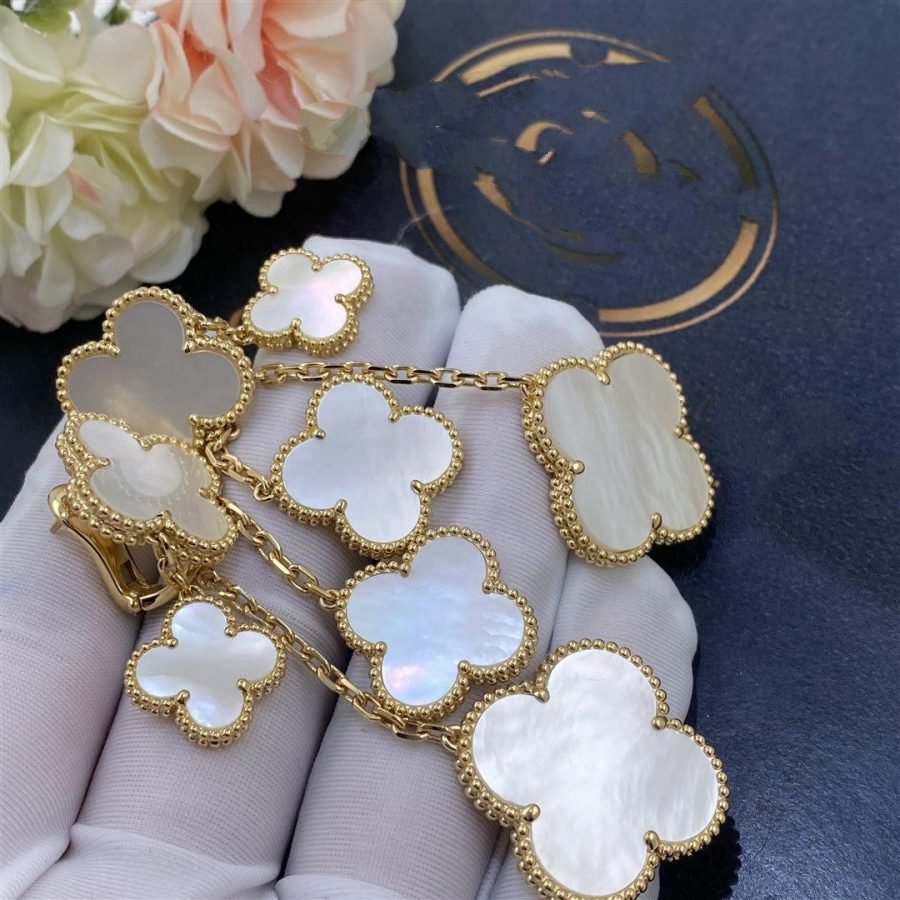 [Bloom]CLOVER EARRINGS WHITE MOP 4 MOTIFS GOLD