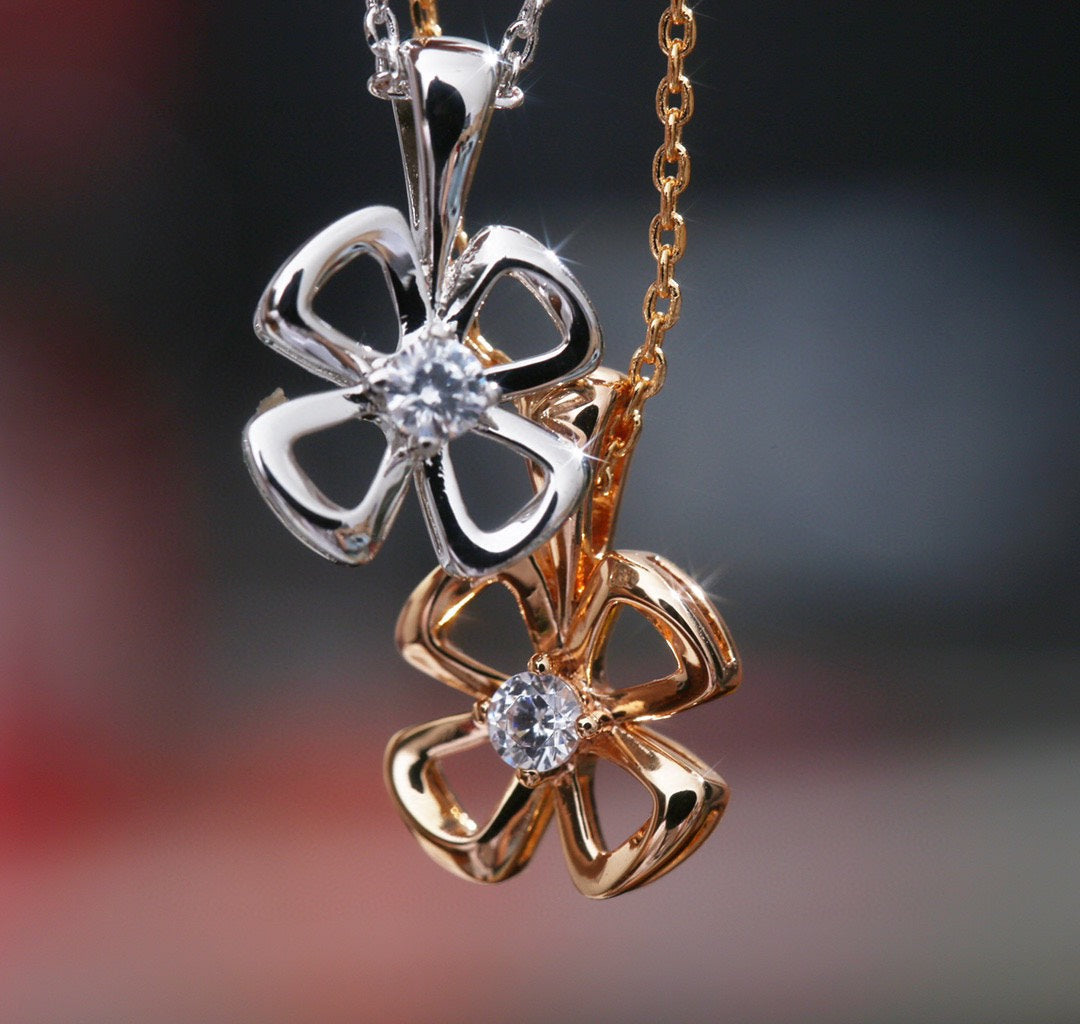 [Bloom]FIOREVER NECKLACE DIAMOND CENTER